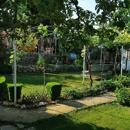 Vila Chasovnikarov Holiday home *