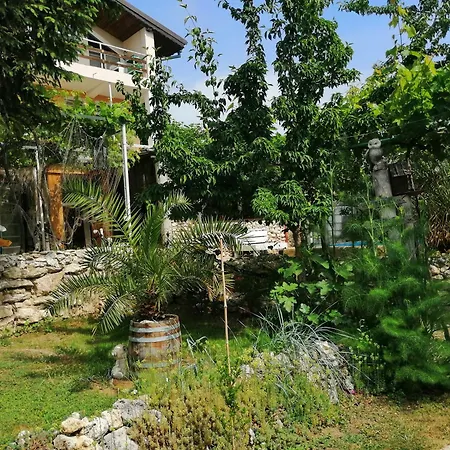 Vila Chasovnikarov Golden Sands