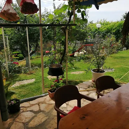 Holiday home Vila Chasovnikarov *